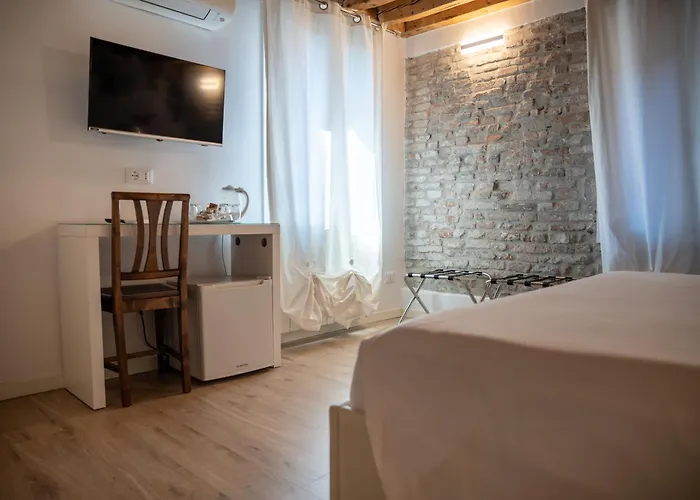 Affittacamere Hermes San Marco 3*